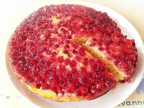 レッドカラントで作る!アップサイドダウンケーキ♪